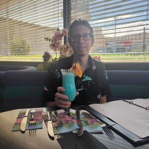 Meet your Posher, Jonathan